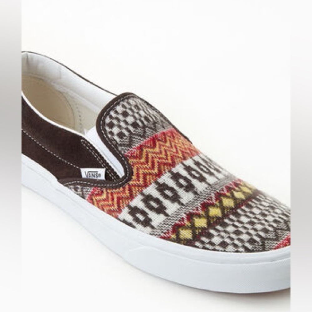 ✔️ #38 Brand new Vans Fair Isle Classic Slip On Shoes